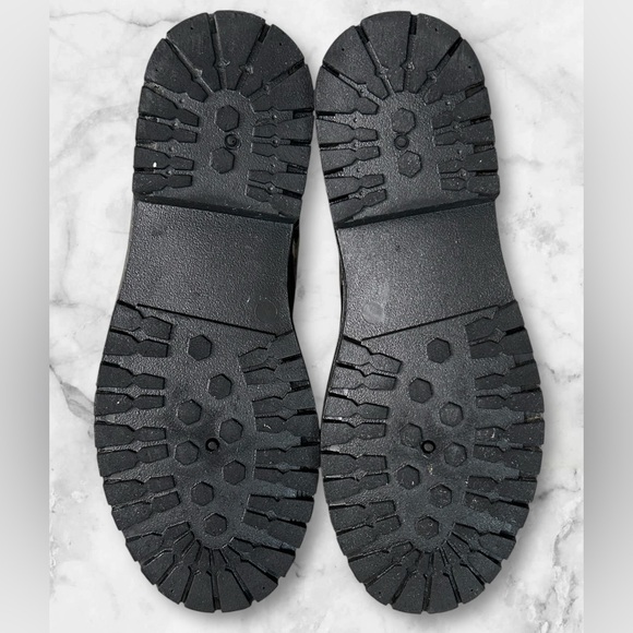 True Craft Patent Combat Boots Size 8 - Picture 9 of 10